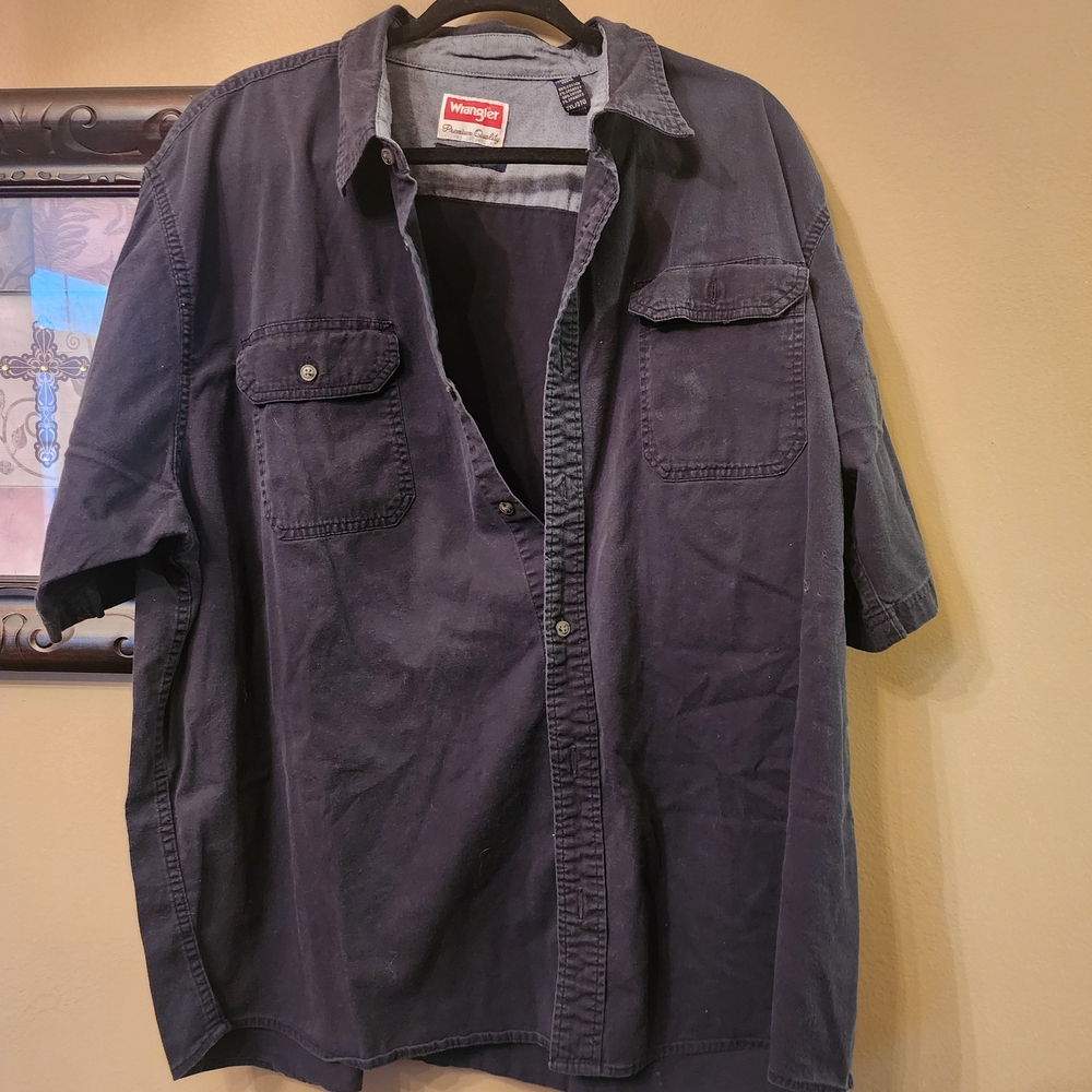 Wrangler Men's Dark Gray Casual Shirt